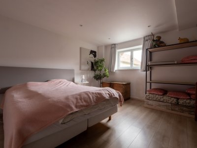 Gîte La Grange à Leuze-en-Hainaut - hébergement spacieux pour 19 personnes avec 7 chambres en Wallonie picarde